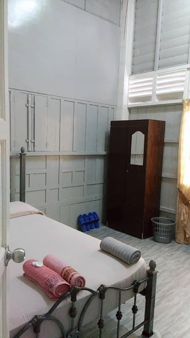 Ila Homestay Kuala Besut Jetty Eksteriør billede