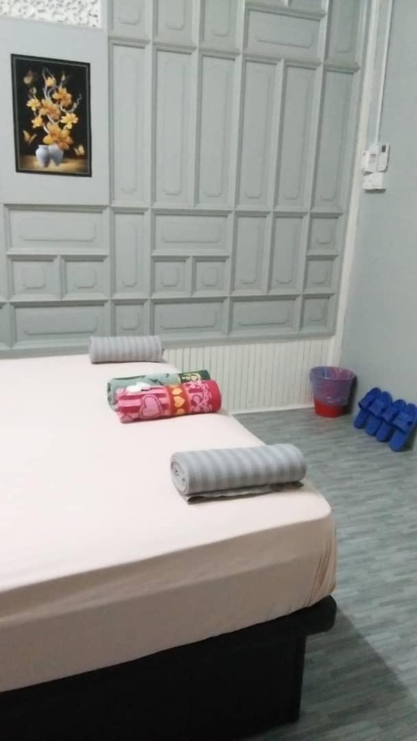 Ila Homestay Kuala Besut Jetty Eksteriør billede